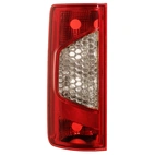 Baklykt, venstre passer Ford