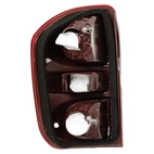 Baklykten, høyre passer Toyota