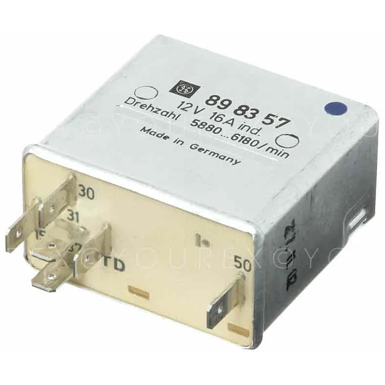 Drivstoffpumpe-relé, Saab 900